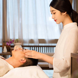 深圳罗湖YanYan养生馆秉持“客户至上”的服务理念